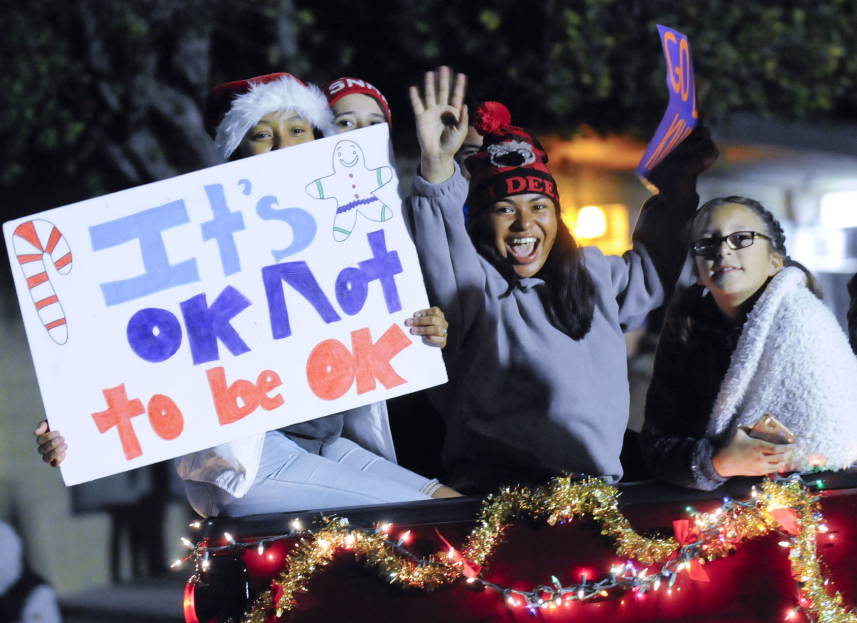 120619 Lompoc Christmas Parade 05.jpg